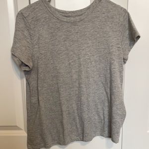 Short sleeve tee